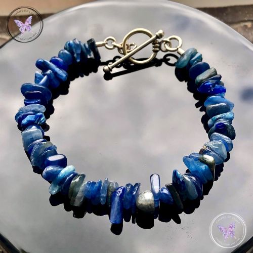 Blue Kyanite Chip Bracelet With Silver Toggle Clasp